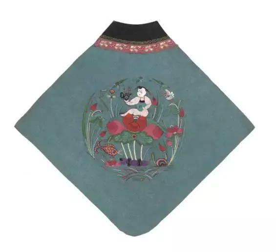 中国古代女子的内衣中传承的湘绣文化